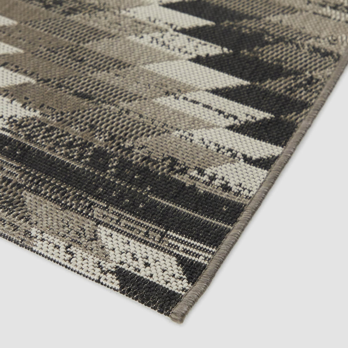 Anita Modern Aztec Trellis Pattern Indoor/ Outdoor Area Rug