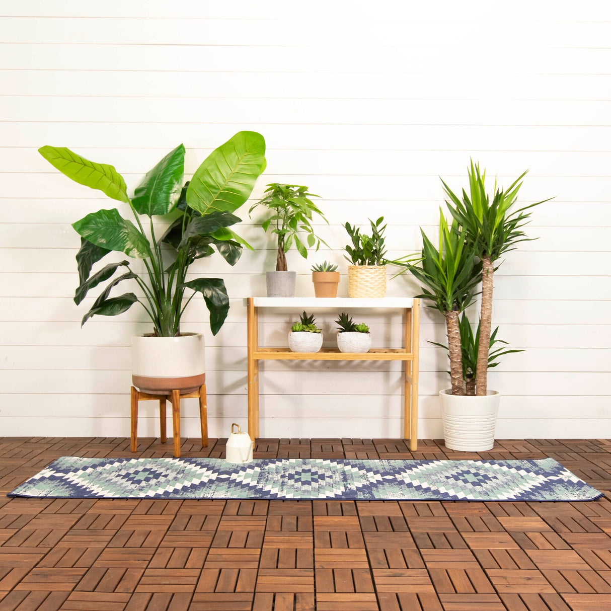 Anita Modern Aztec Trellis Pattern Indoor/ Outdoor Area Rug