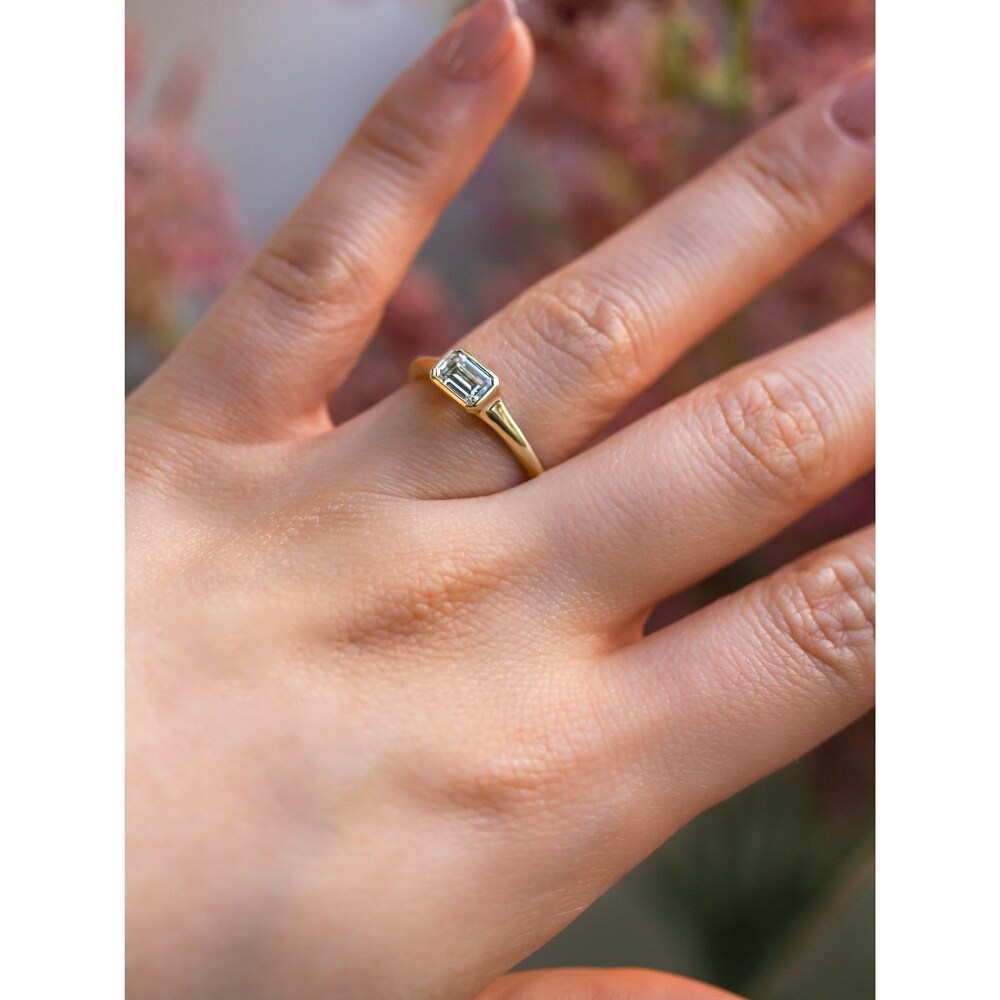 Annello by Kobelli 0.5 Carat Emerald Moissanite Solitaire Engagement Ring in 14k Gold (GH/VS)