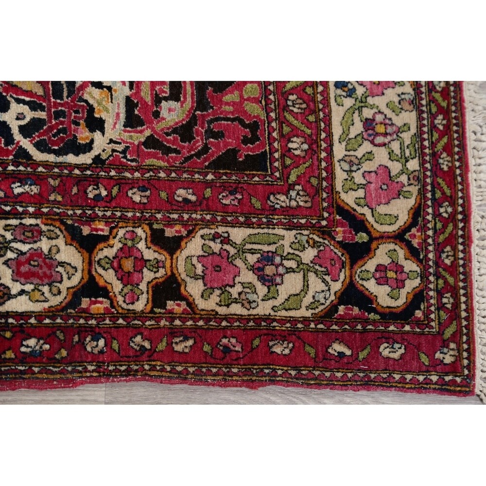 Antique Isfahan Floral Hand Knotted Wool Oriental Persian Area Rug - 7'0" x 4'4"
