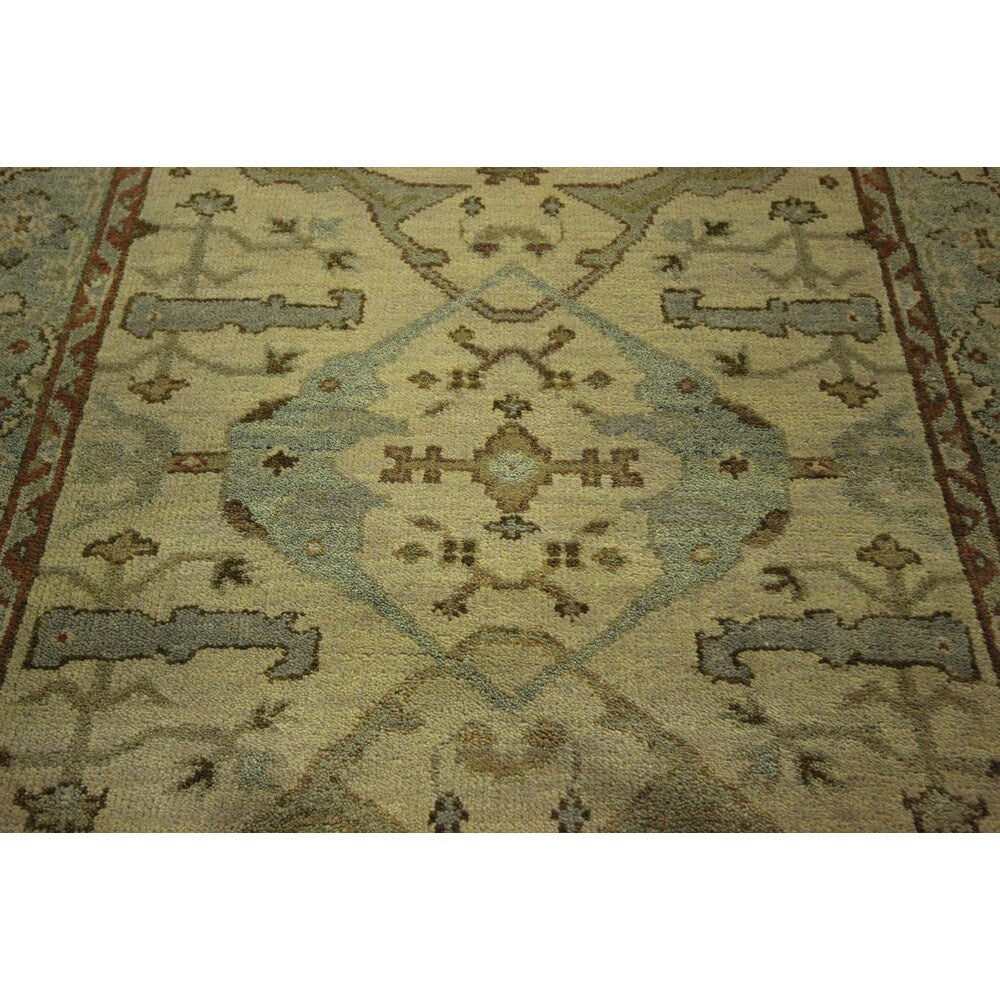 Antiqued Oushak Ivory Veg Dyed Hand-knotted Wool Turkish Oriental Rug (4' x 6')