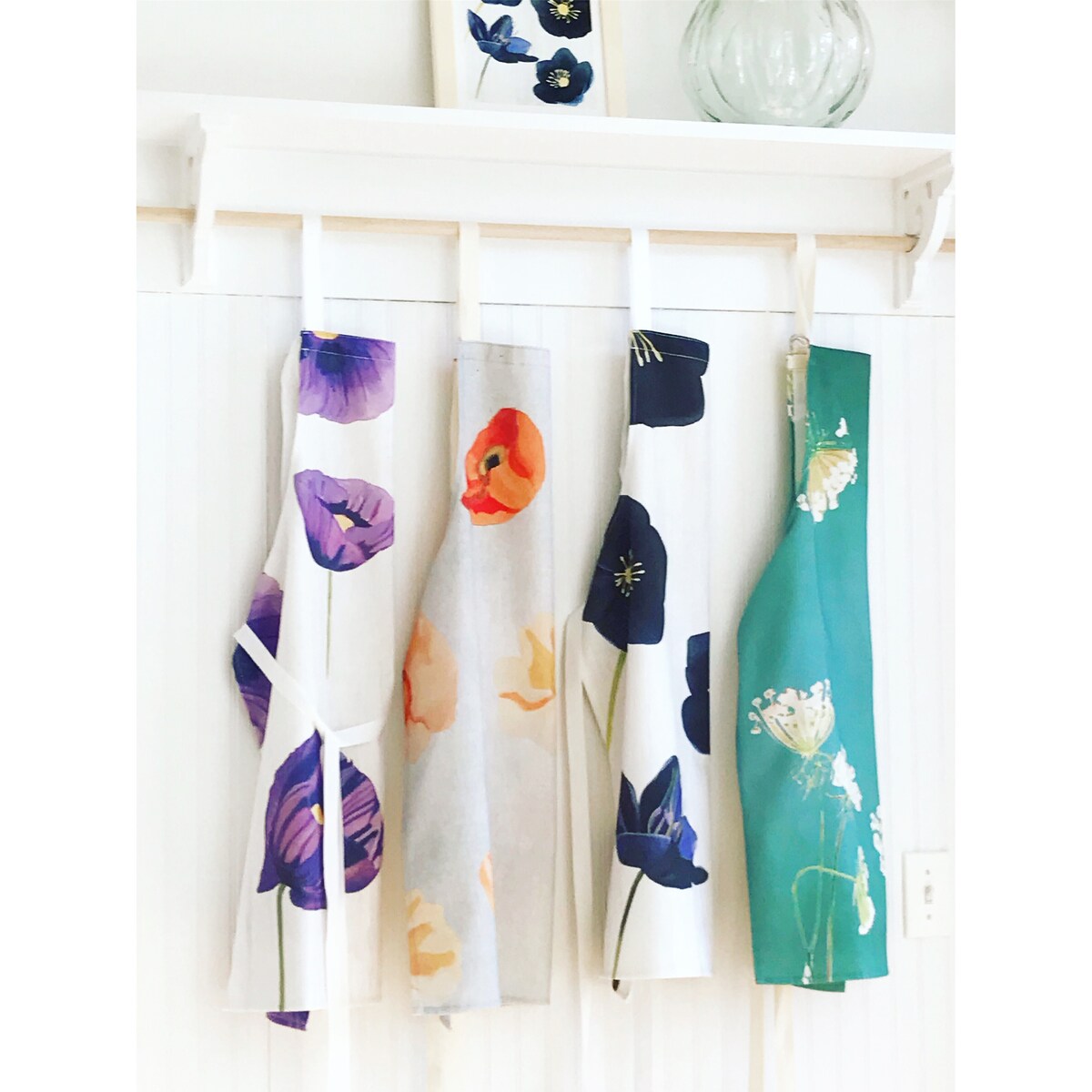 Handmade Purple Poppies on Snow Apron (United Kingdom)