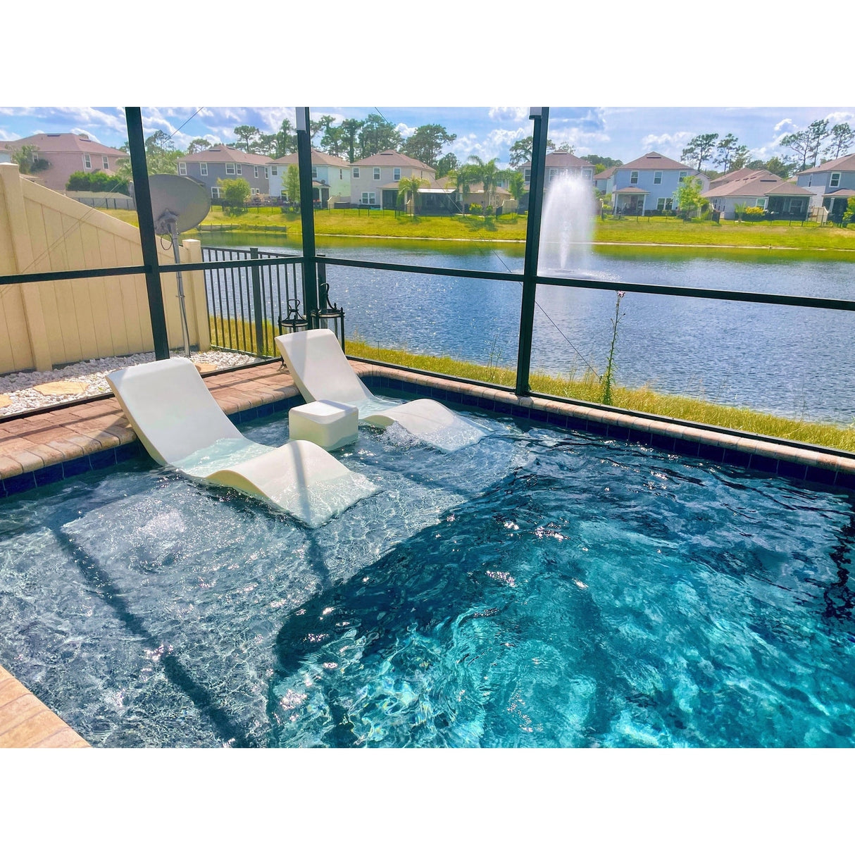 Aqua Outdoors In-Pool Side Table - Small for 0-9in of Water
