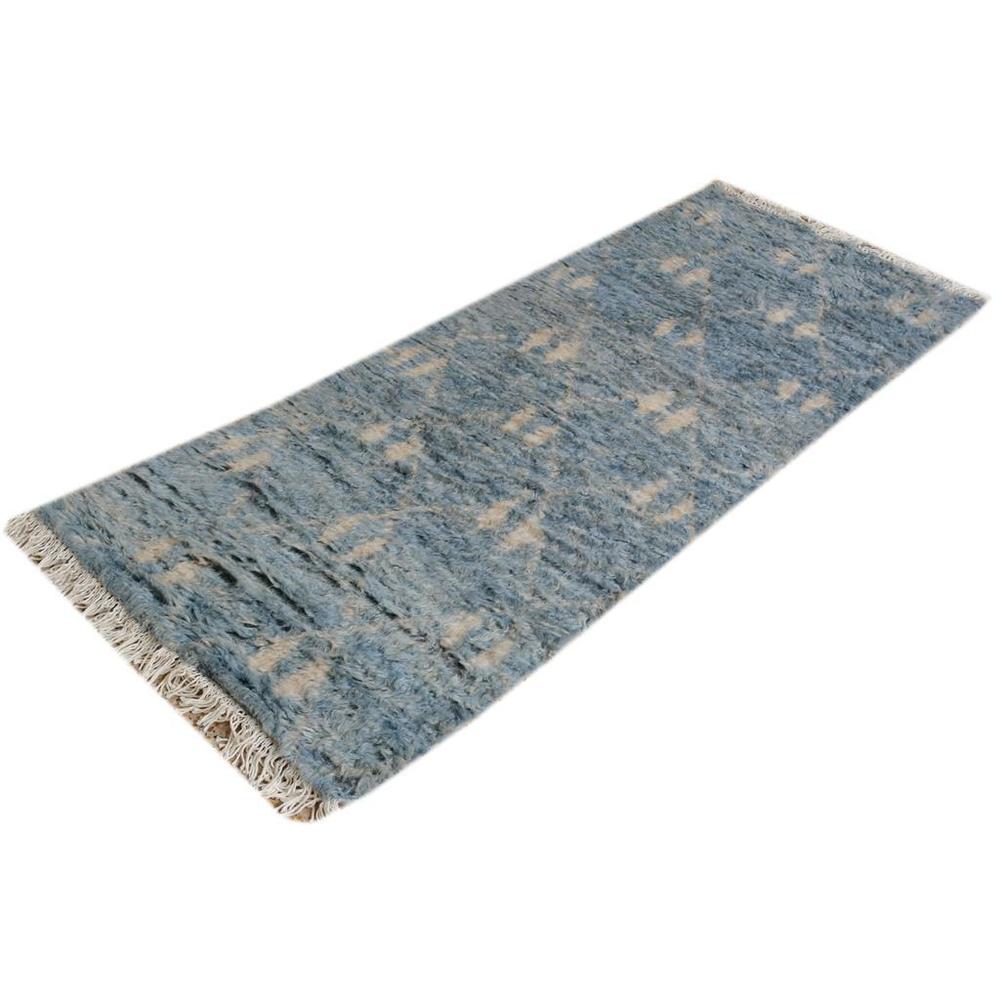 Arshs Moroccan Arya Horacio Blue/Ivory Wool Runner (2'7 x 6'6) - 2 ft. 7 in. x 6 ft. 6 in.
