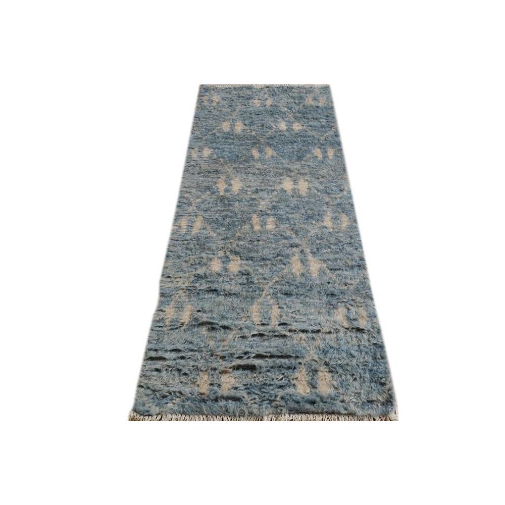 Arshs Moroccan Arya Horacio Blue/Ivory Wool Runner (2'7 x 6'6) - 2 ft. 7 in. x 6 ft. 6 in.