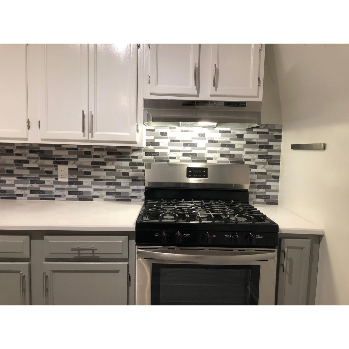 Art3d 12"x12" Peel and Stick Vinyl Backsplash Tile Marbel Grey