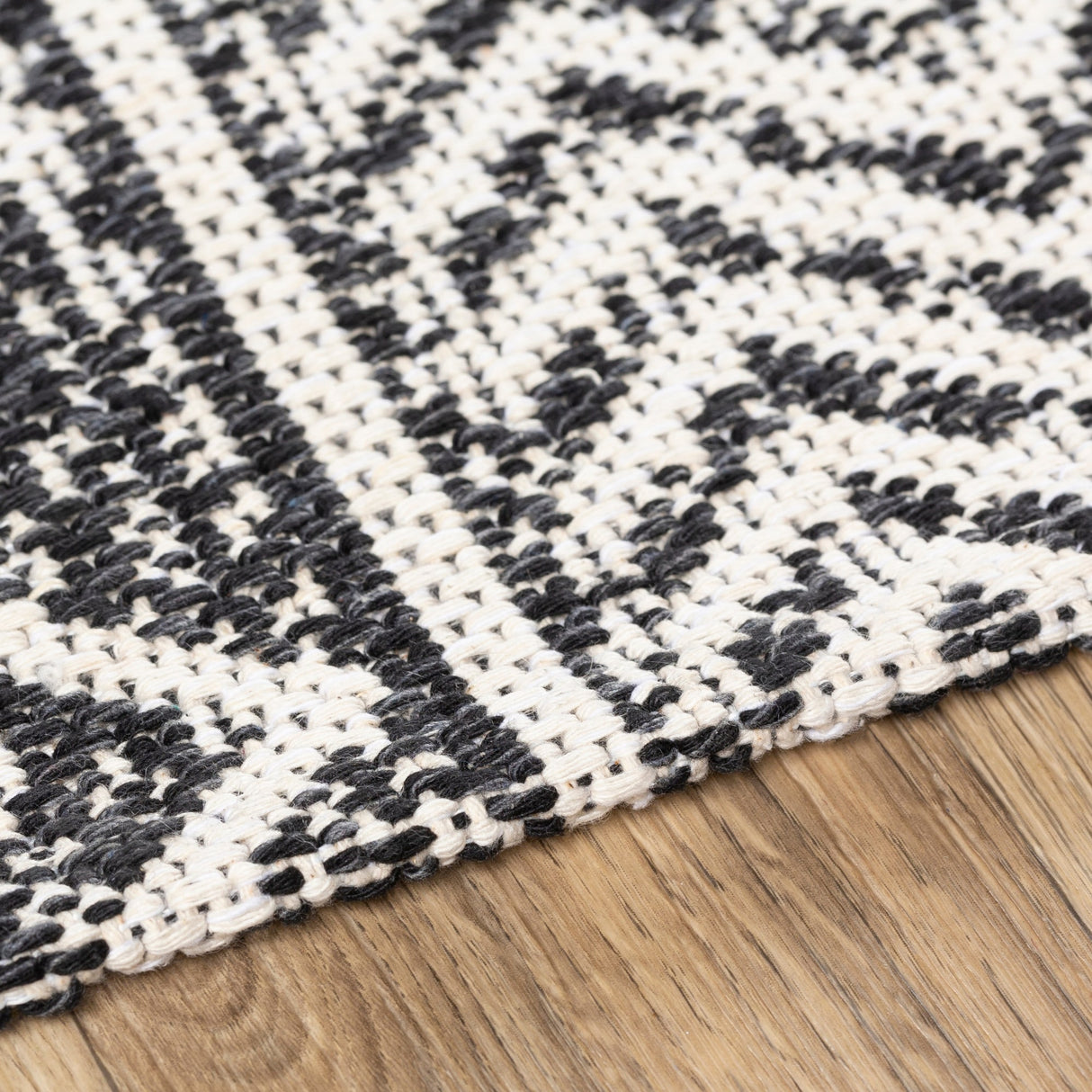 Livabliss Marbrey Moroccan Stripe Cotton Area Rug