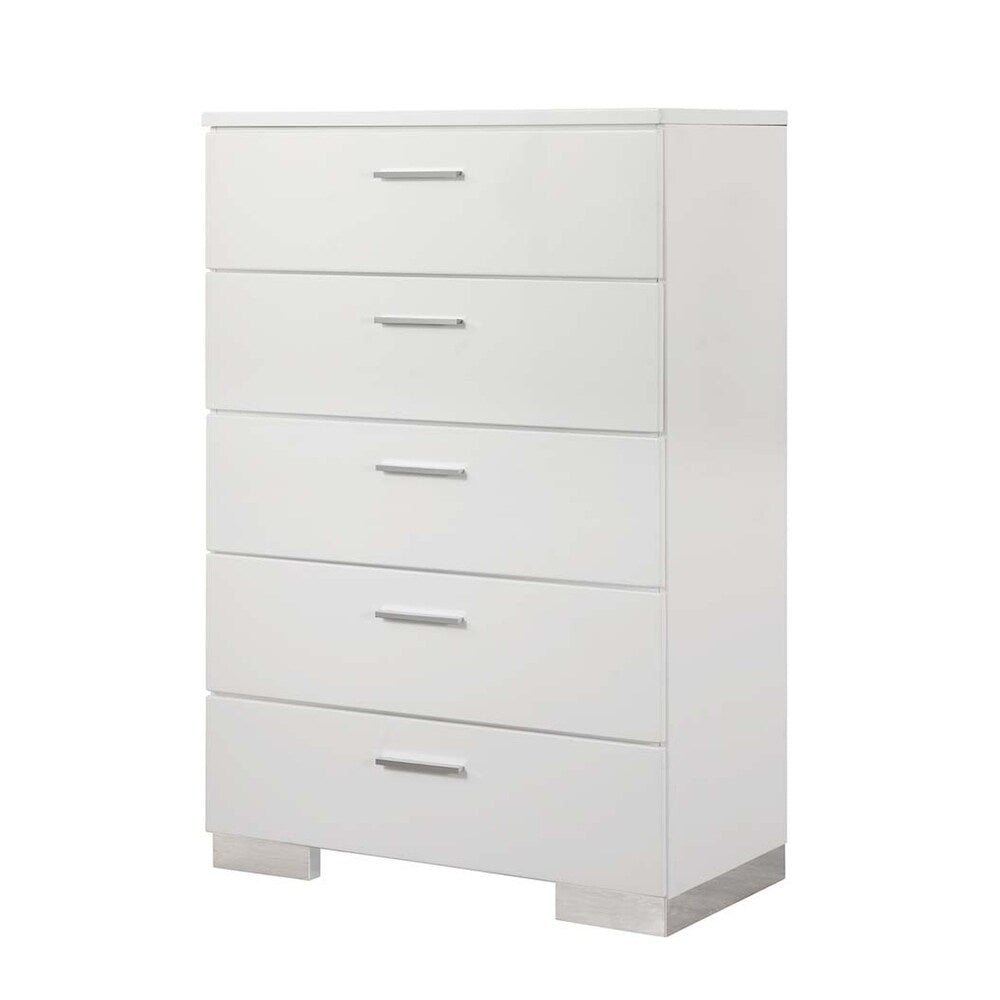 August Glossy White 2-piece Upholstered Bedroom Set with Chest