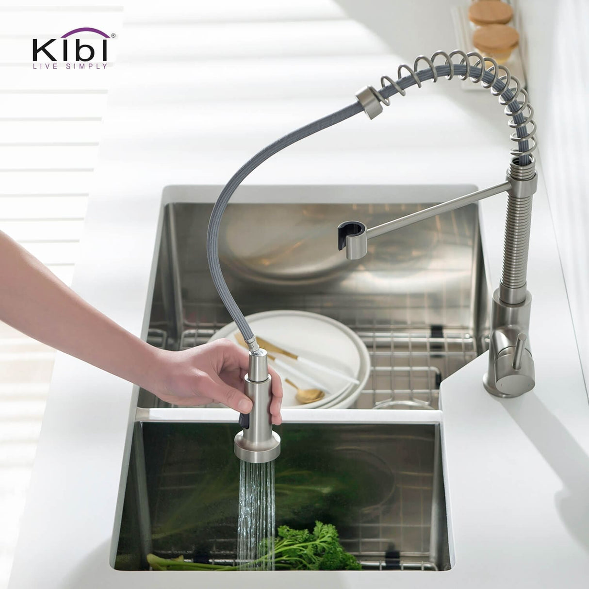 Aurora Single Handle Pull Down Kitchen Sink Faucet