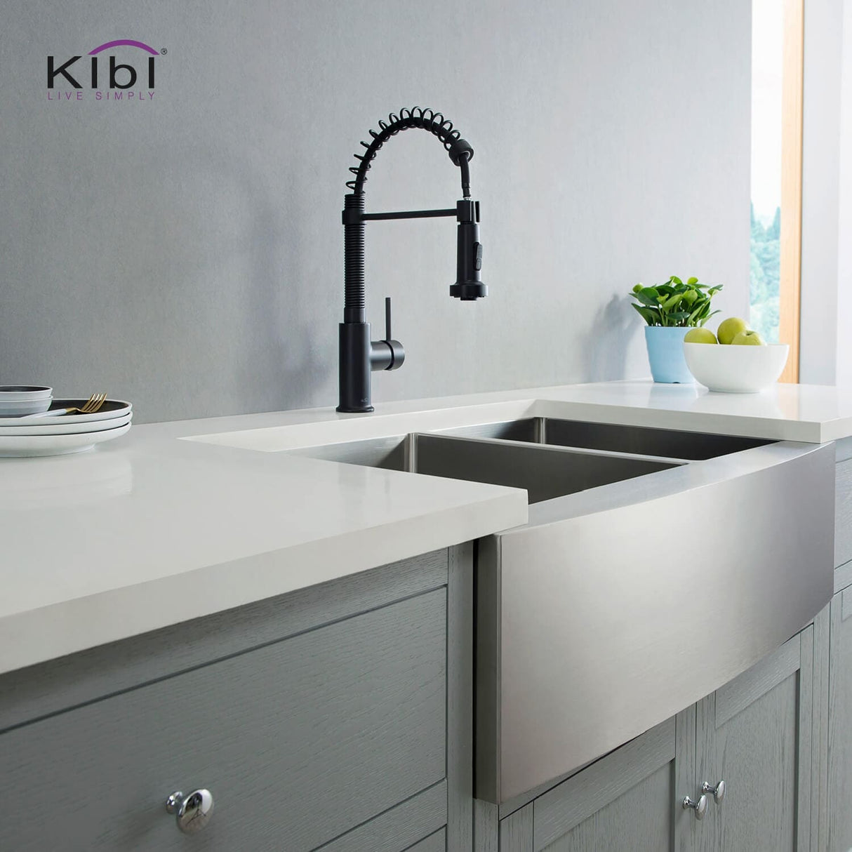 Aurora Single Handle Pull Down Kitchen Sink Faucet