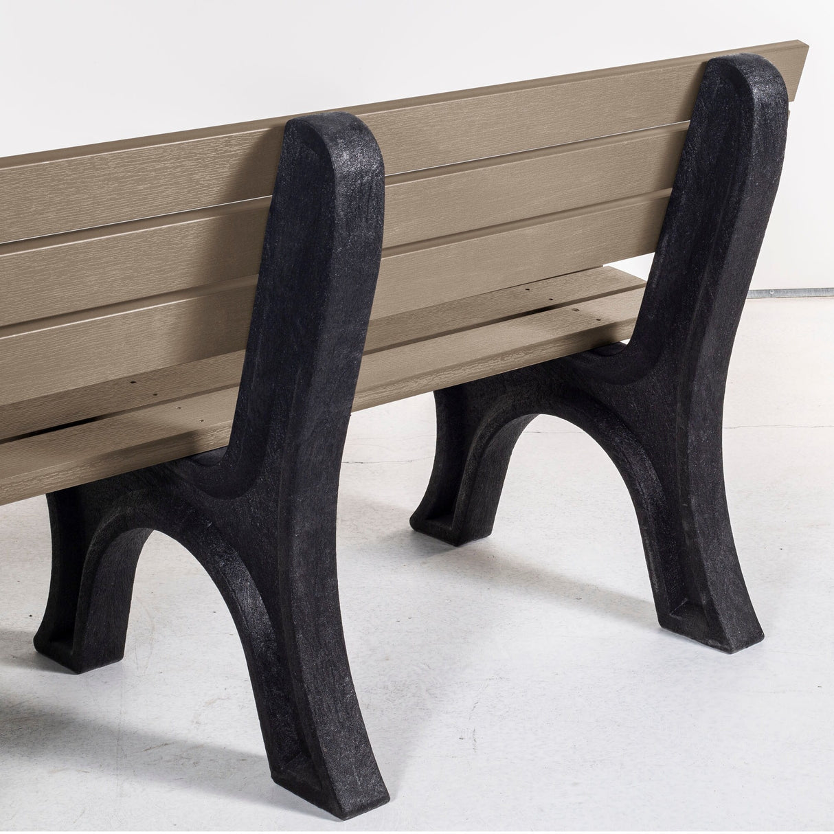 HIGHWOOD PROFESSIONAL Aurora Traditional 6 ft Commercial Park Bench
