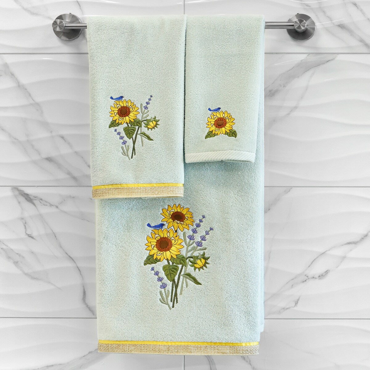 Authentic Hotel and Spa 100% Turkish Cotton Girasol 4PC Embellished Towel Set