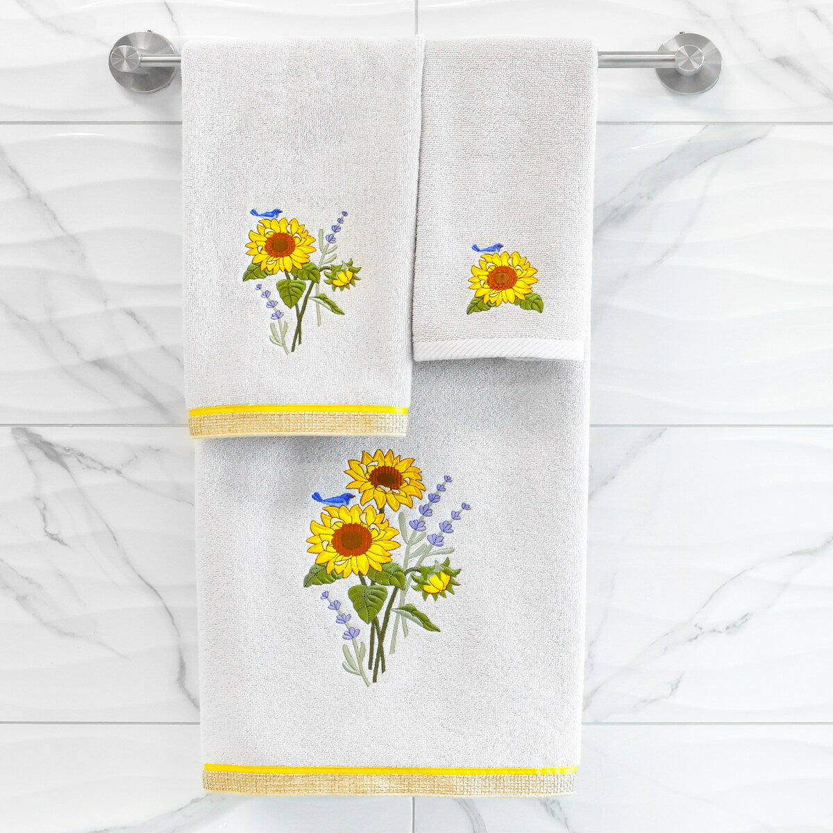 Authentic Hotel and Spa 100% Turkish Cotton Girasol 4PC Embellished Towel Set