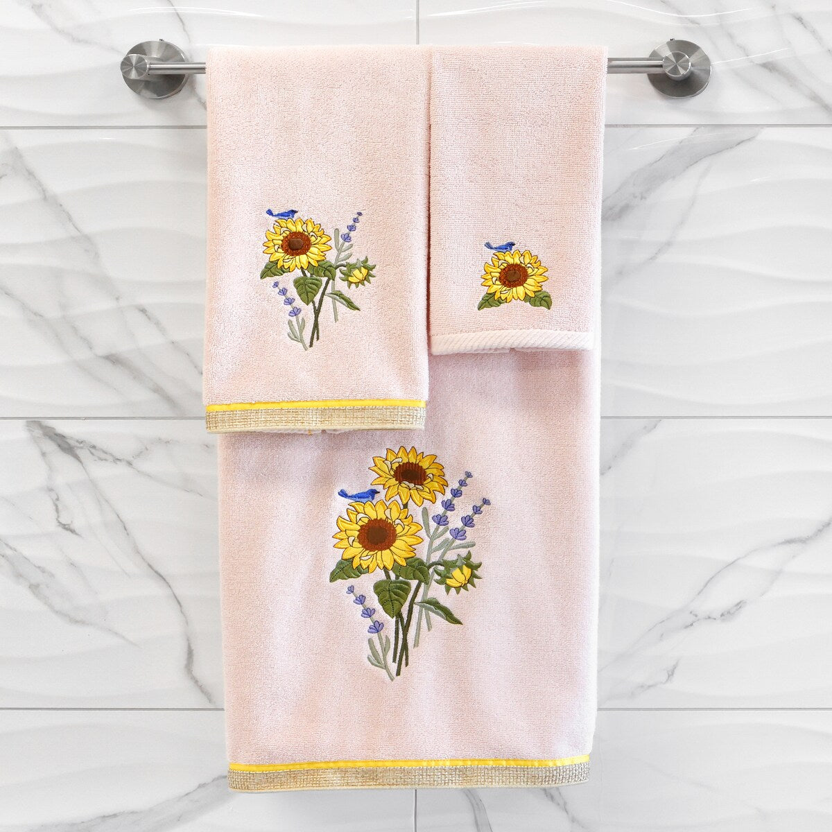 Authentic Hotel and Spa 100% Turkish Cotton Girasol 4PC Embellished Towel Set