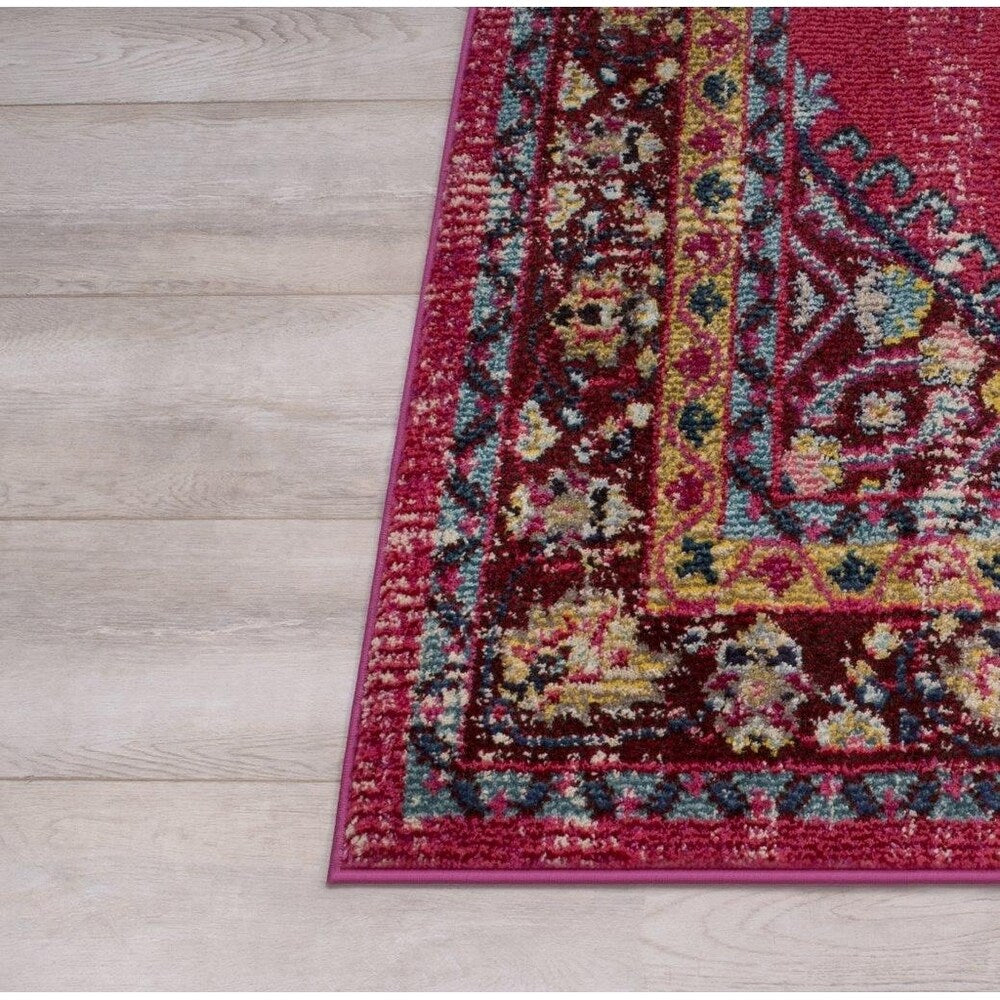 Avalon Rugs Vibrant Vintage Bohemian Gypsy Collection Area Rug 8'x10' Cherry / Red