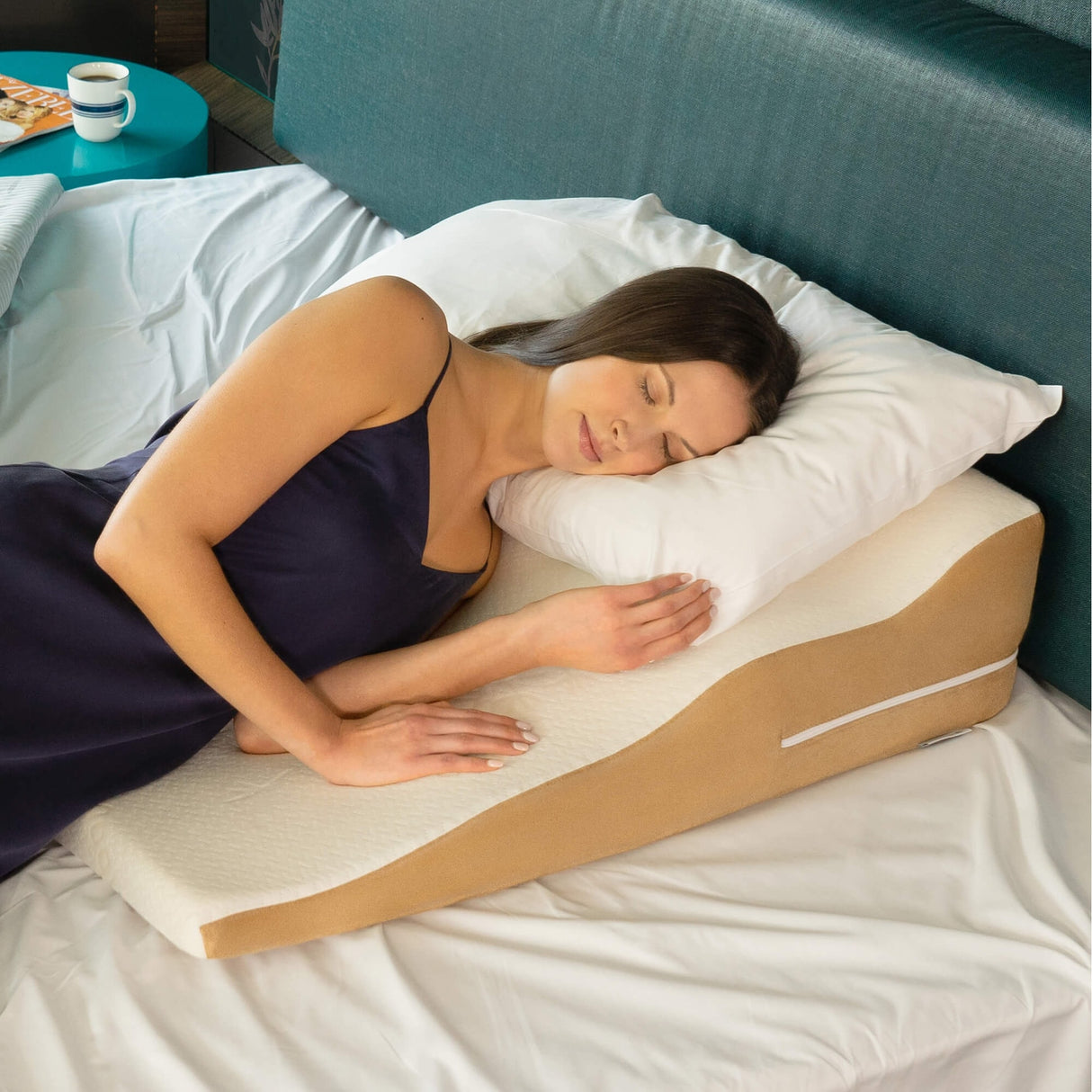 Avana Contoured Bed Wedge Memory Foam Support Pillow with Cooling Tencel Cover for Side Sleepers