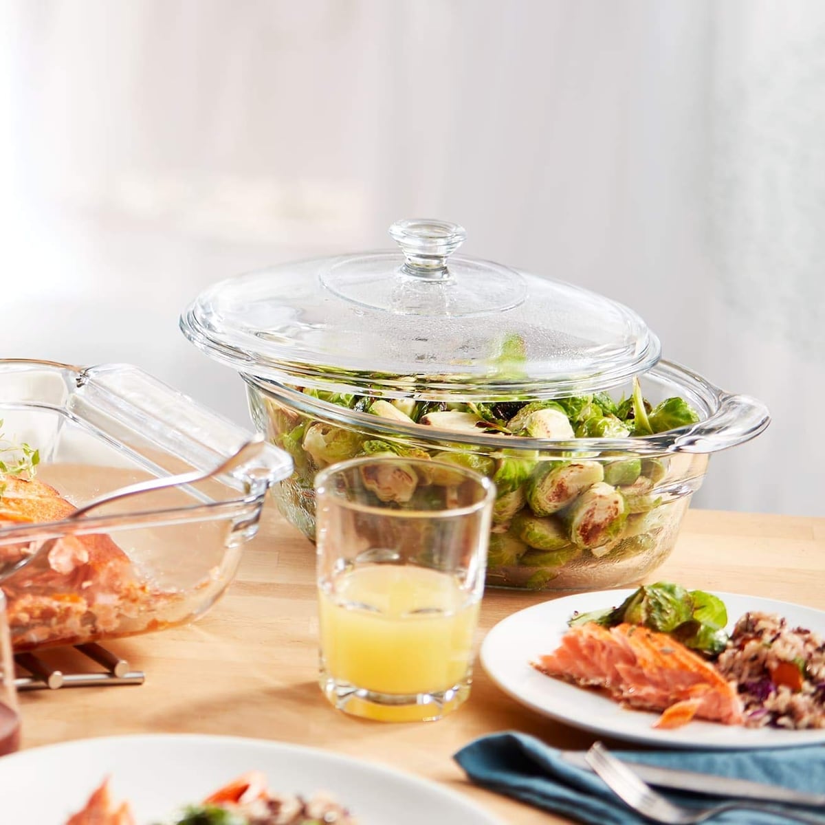 Baker's Premium Glass Casserole Dish with Cover, 2-quart