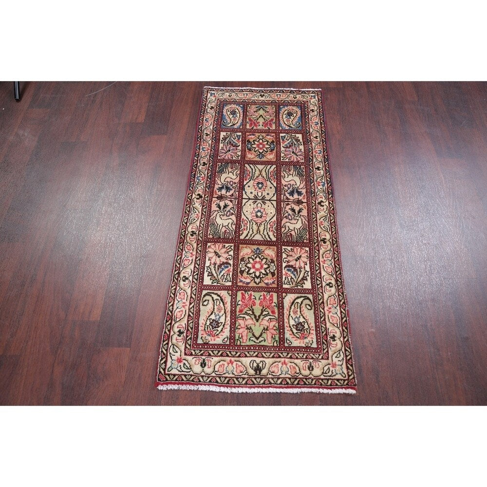 Bakhtiari Geometric Garden Design Handmade Wool Persian Rug - 4'10" x 2'0" Runner