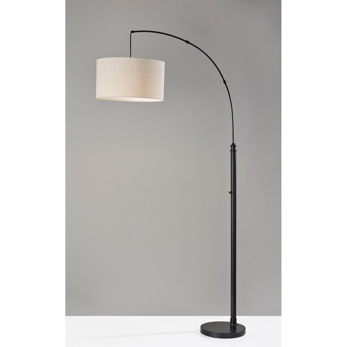 Barton Arc Lamp- Black