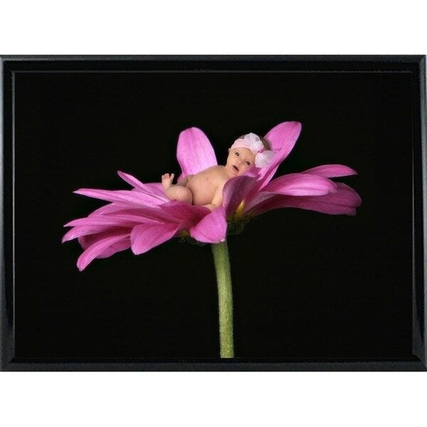 Bay in a Big Daisy-TANHOV93037 Print 5.25"x7.25" by Tanya Hovey