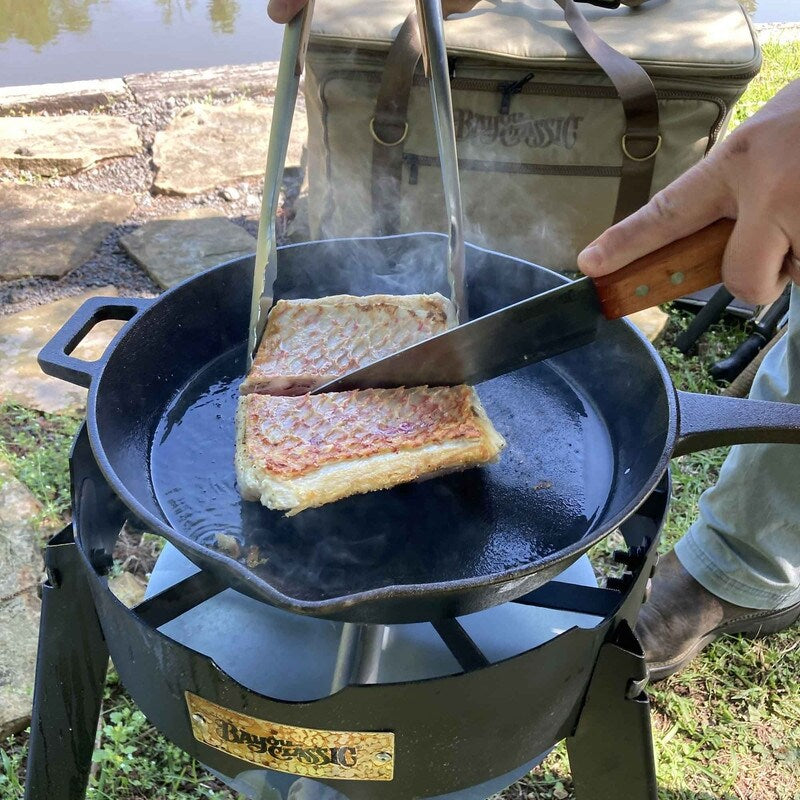 Bayou Classic Fish Camp Kit Features 10-qt Aluminum Fish Cooker w/ Perforated Aluminum Basket