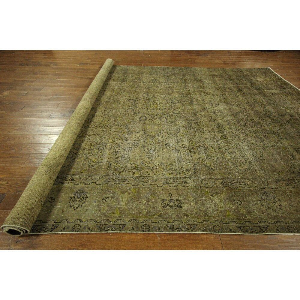 Beautiful Overdyed Green Floral Hand-knotted Wool Oriental Area Rug (9' x 13')