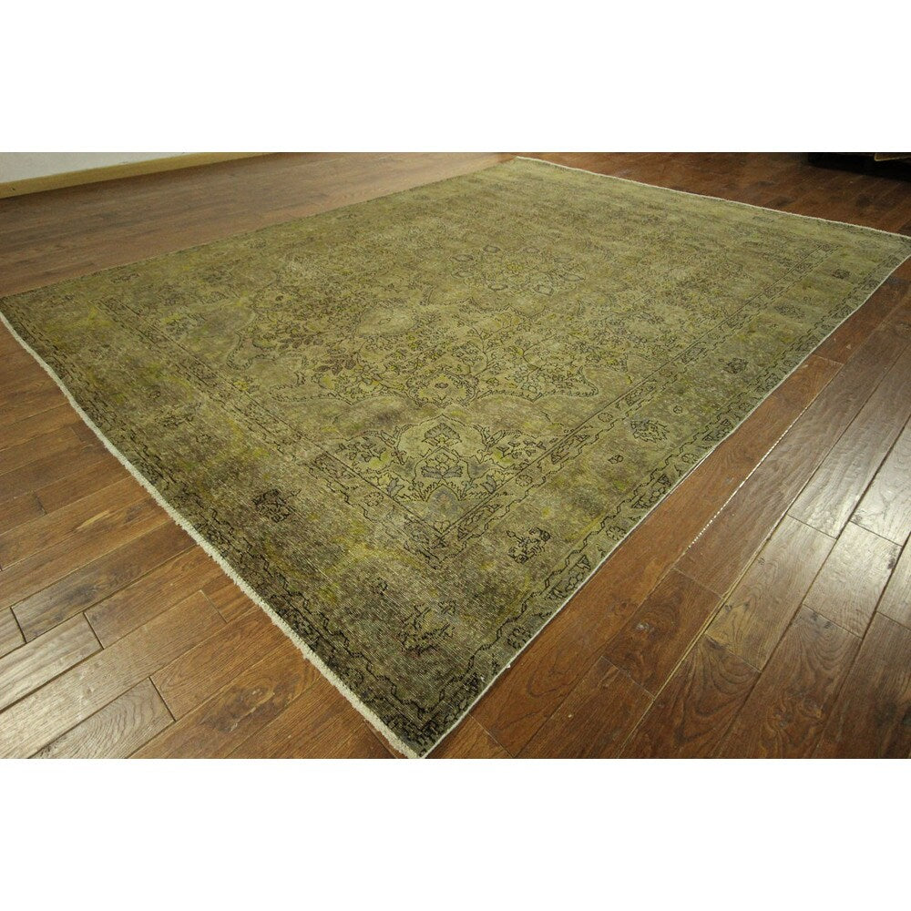 Beautiful Overdyed Green Floral Hand-knotted Wool Oriental Area Rug (9' x 13')