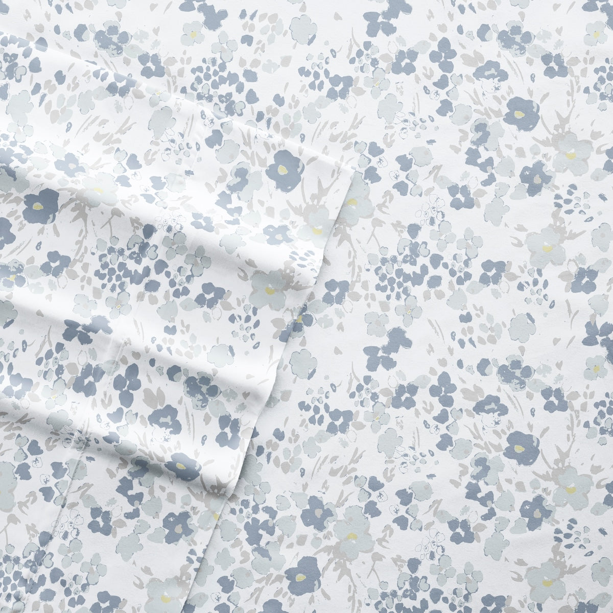 Becky Cameron Violets Pattern 4 Piece Bed Sheets Set