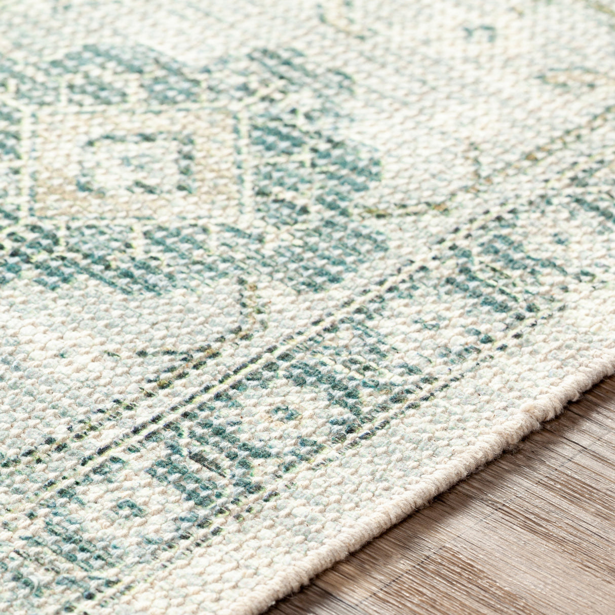 Livabliss Betsy Handmade Persian Floral Cotton Area Rug