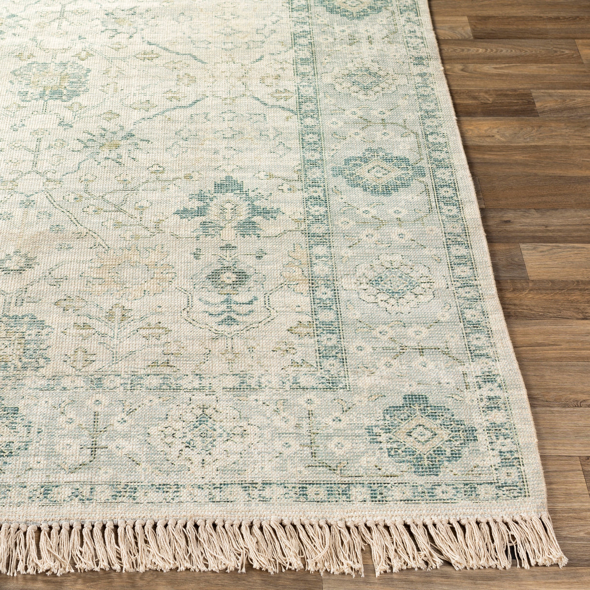 Livabliss Betsy Handmade Persian Floral Cotton Area Rug
