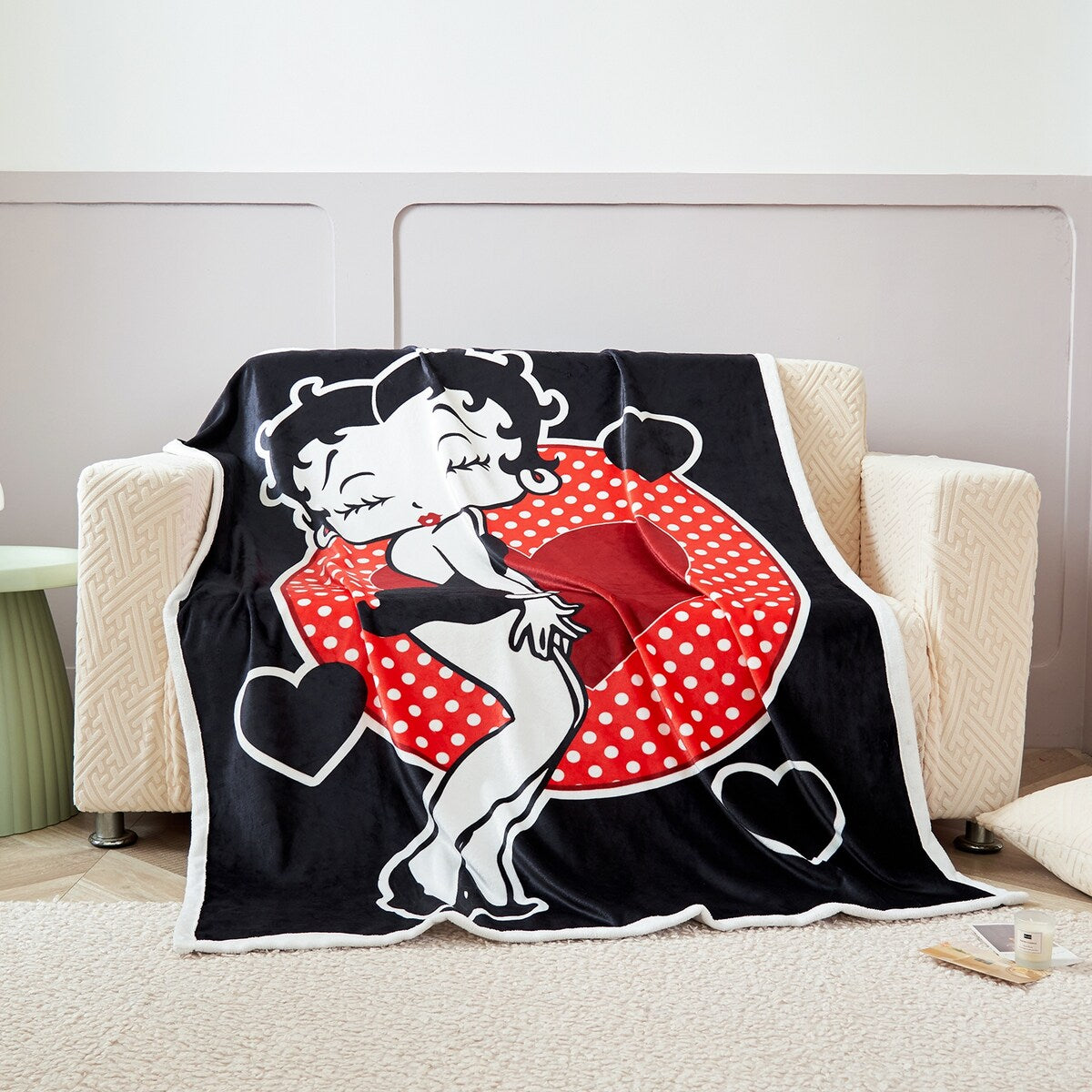 Betty Boop Super Soft Fleece Plush Throw Blanket 50"x60", 60"x80"
