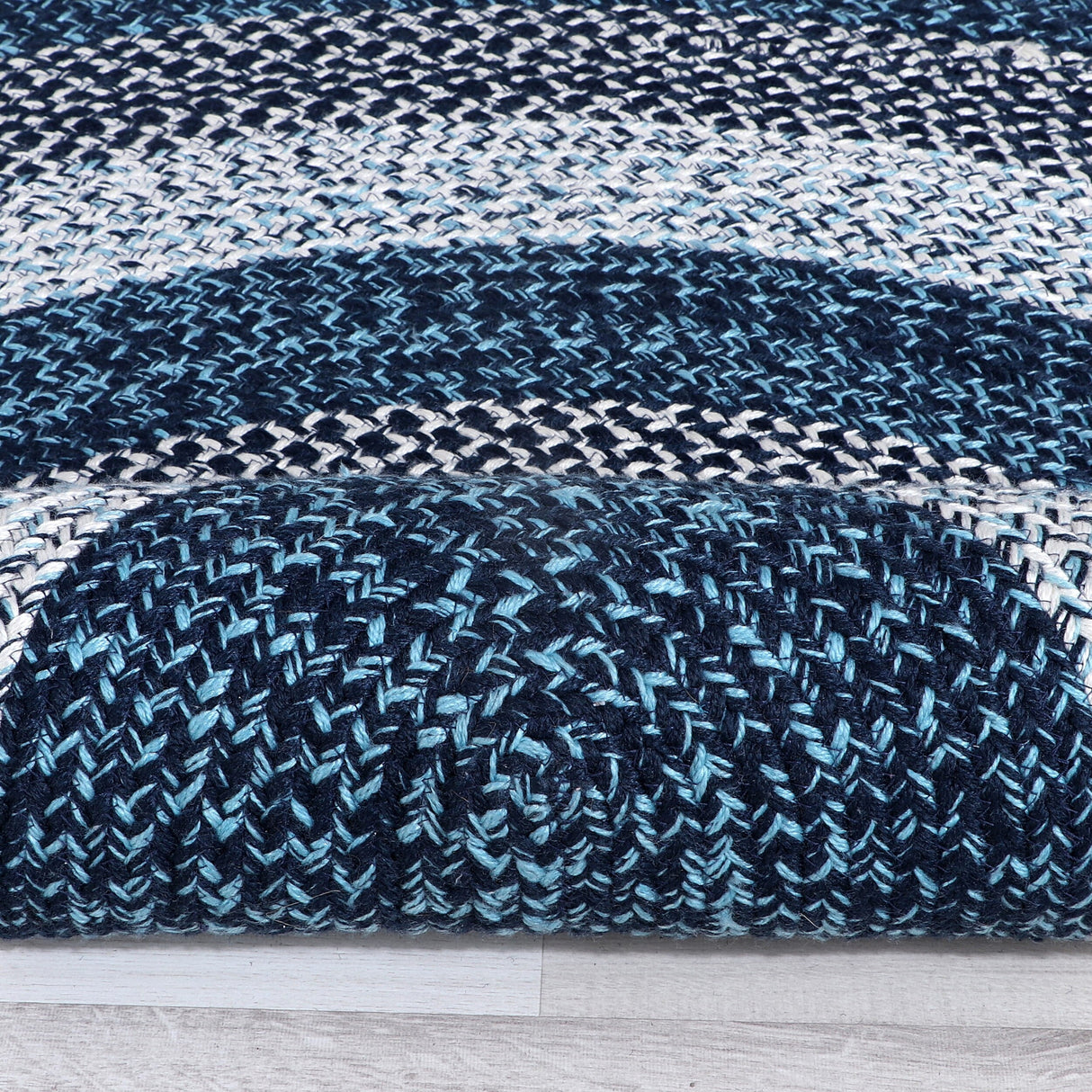 Bradford Indoor Outdoor Reversible Braided Rug