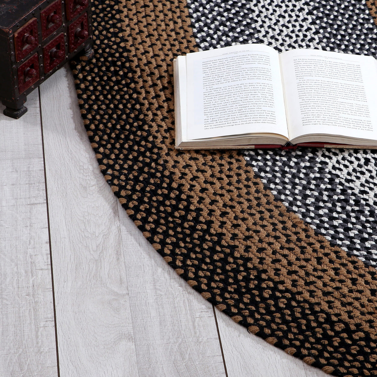 Bradford Indoor Outdoor Reversible Braided Rug