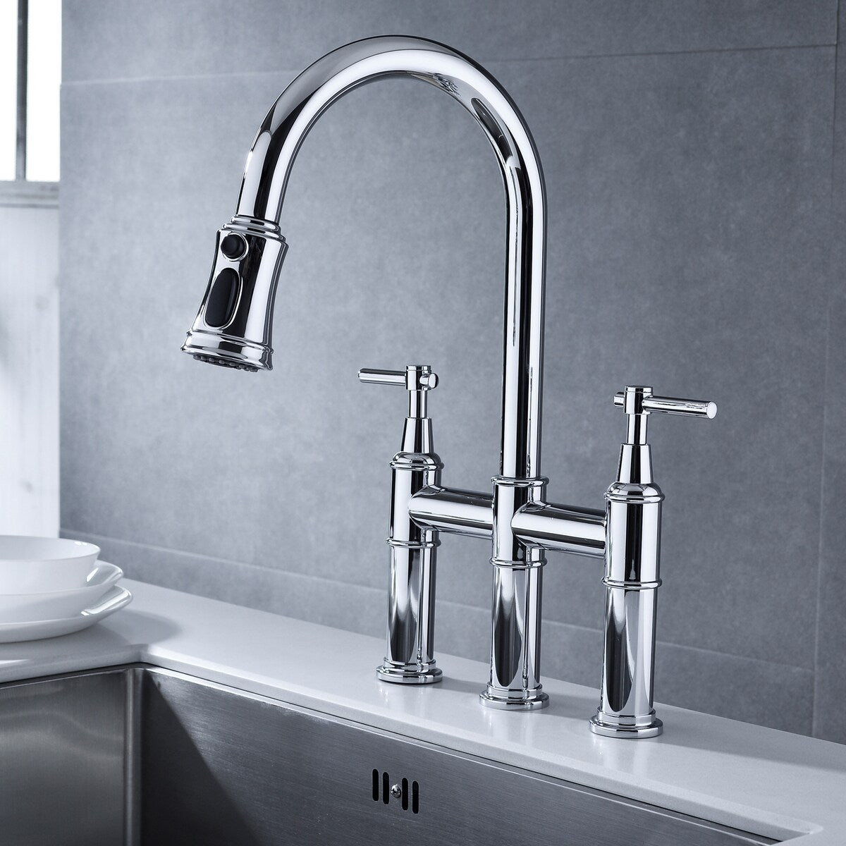 Bridge kitchen faucet with bridge pulldown spray