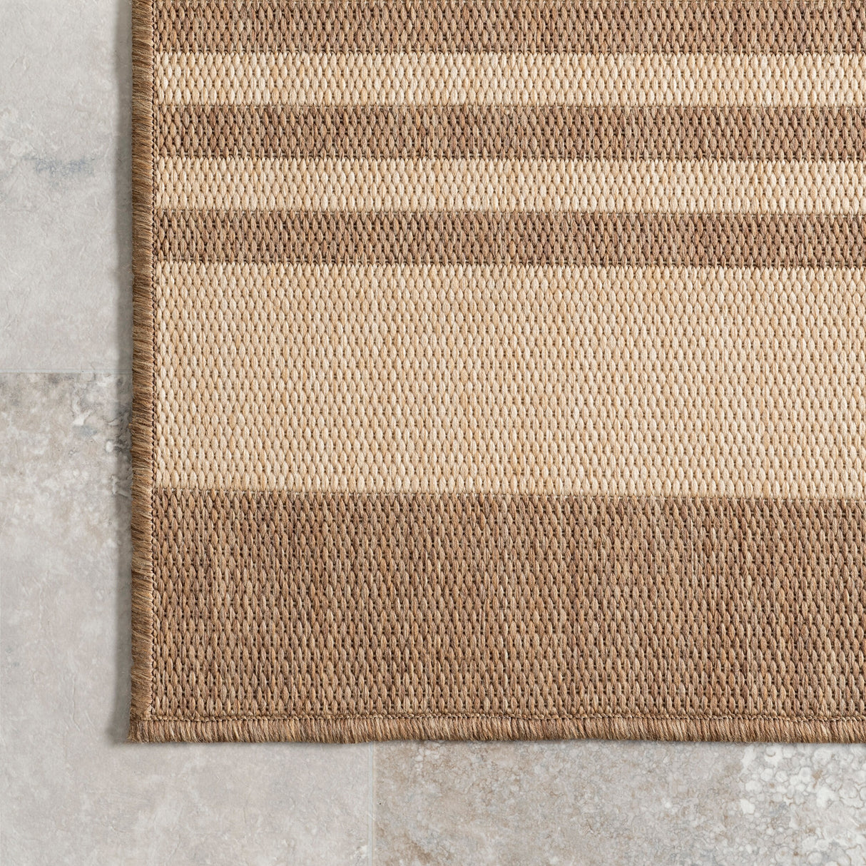 Nuloom Kristen Striped Indoor/Outdoor Area Rug
