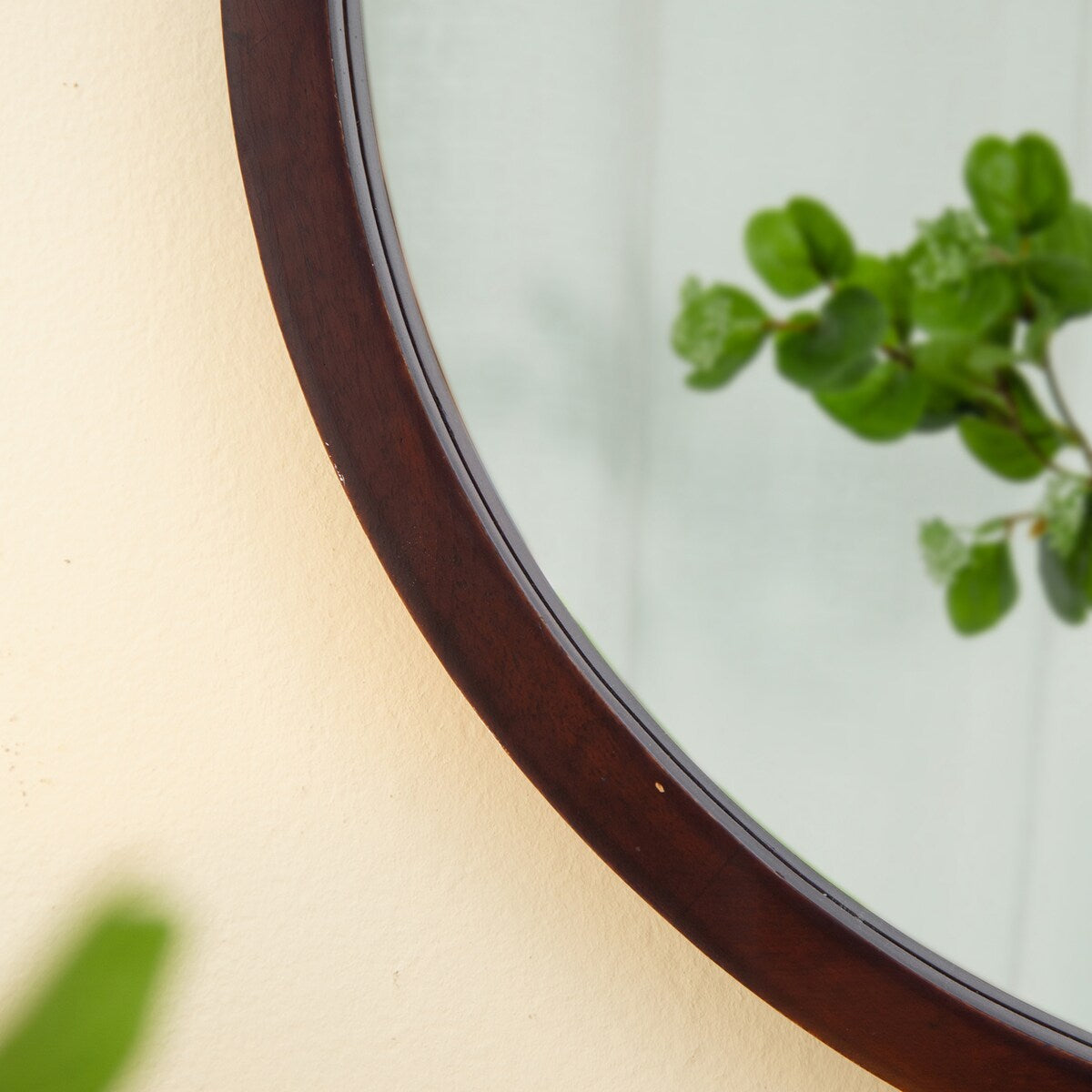 CUSchoice Circle Wall Mirror with Wooden Frame - 20" x 20"