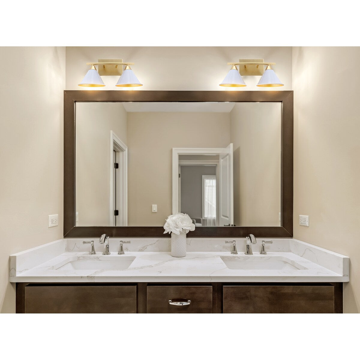 Caleb 2-Light 16" Metal Vanity Wall Light, White/Gold by JONATHAN Y