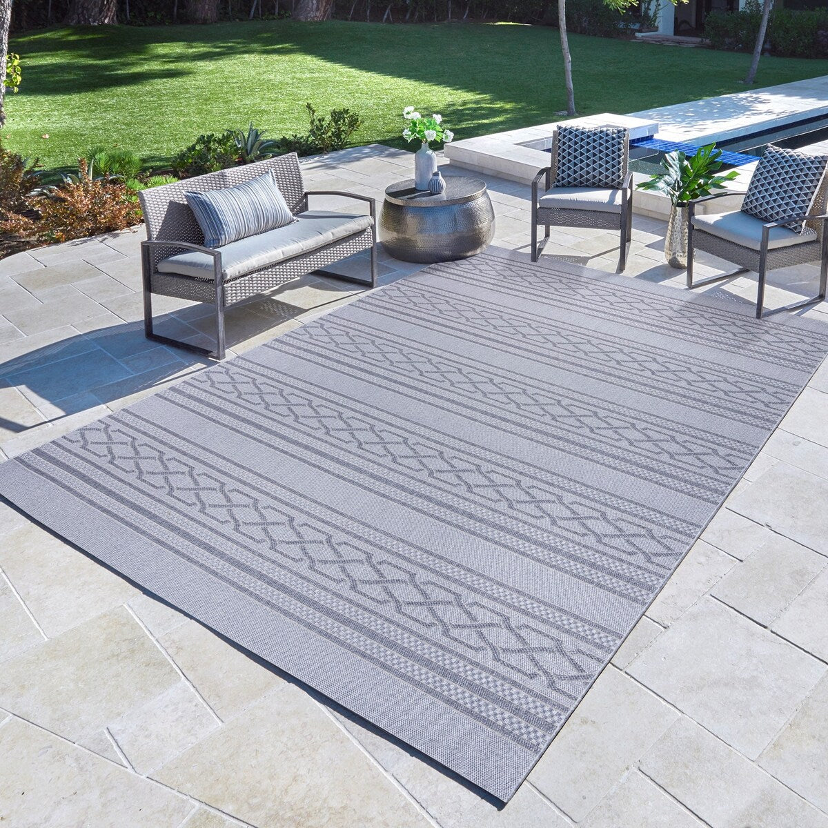 Gertmenian Calypso Biella Modern Bohemian Gray Flatweave Indoor/ Outdoor Area Rug