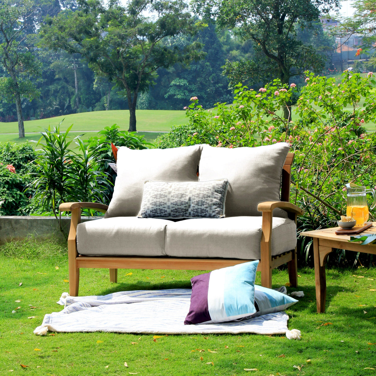 Cambridge Casual Caterina 4-piece Teak Patio Conversation Set