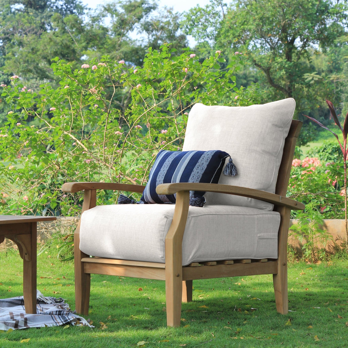 Cambridge Casual Caterina 4-piece Teak Patio Conversation Set