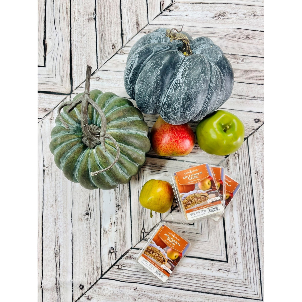 Candle Warmers Soy Wax Melts Apple Pumpkin Strudel Set of 4