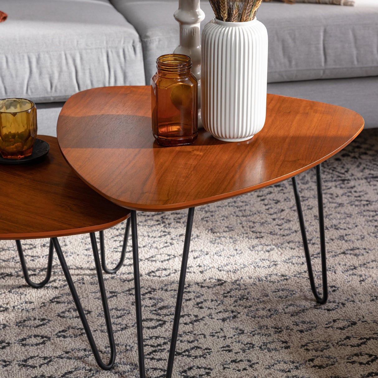 Middlebrook Guitar Pick Nesting Coffee Table Set