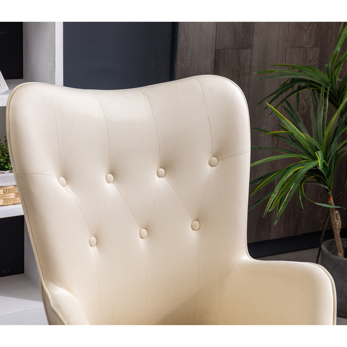 Carson Carrington Arvika Button-tufted High-back Velvet Accent Chair