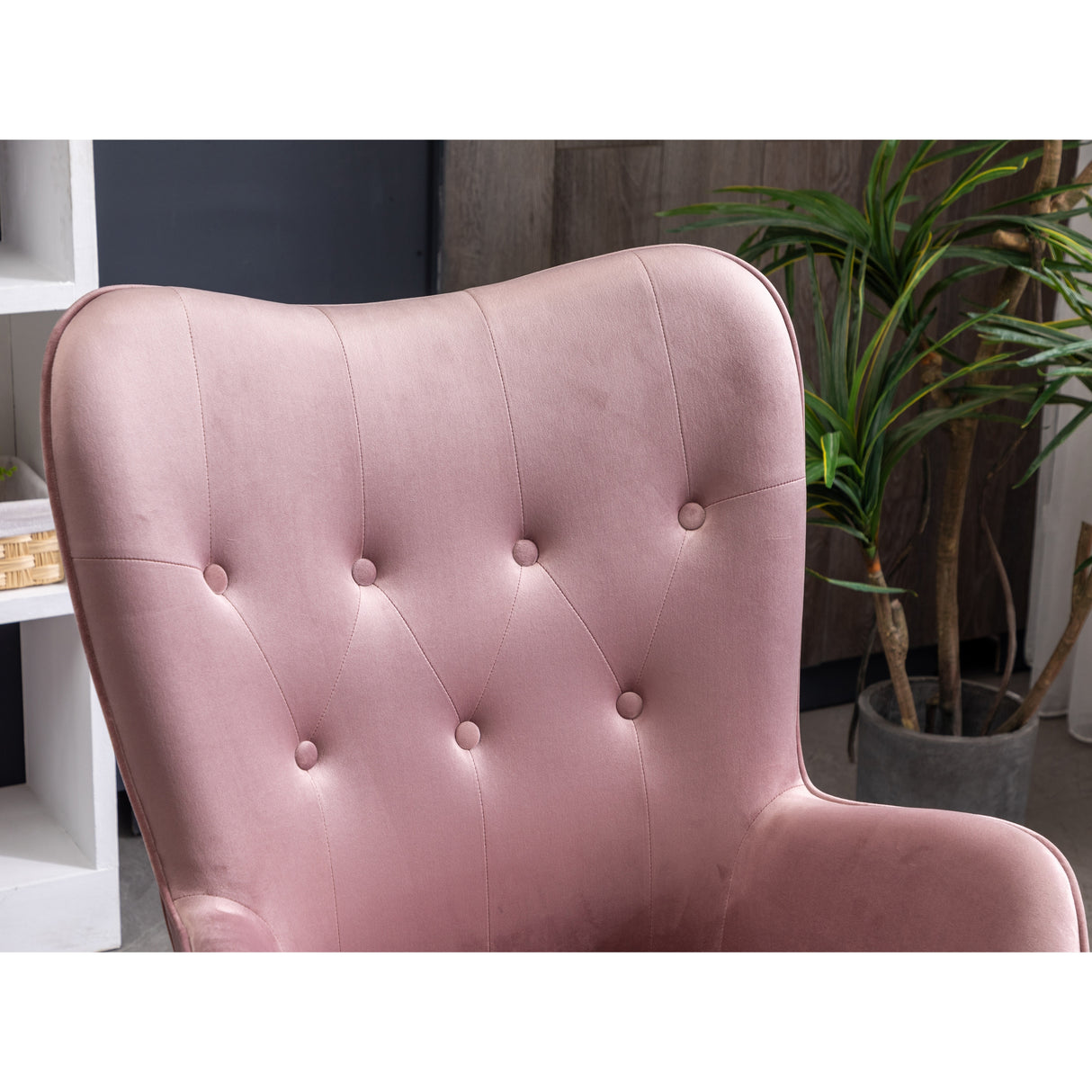 Carson Carrington Arvika Button-tufted High-back Velvet Accent Chair
