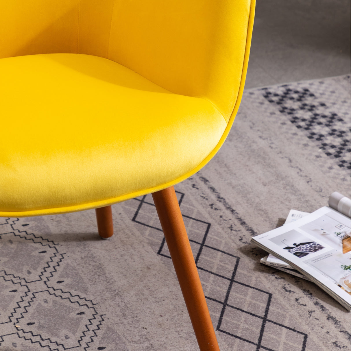 Carson Carrington Arvika Button-tufted High-back Velvet Accent Chair