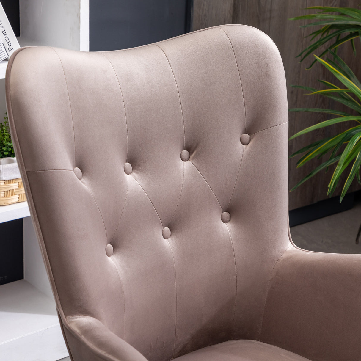 Carson Carrington Arvika Button-tufted High-back Velvet Accent Chair