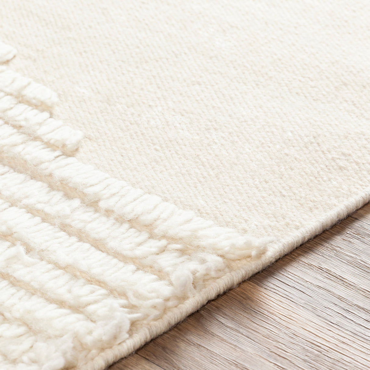 Carson Carrington Inbyn Bohemian Wool Shag Area Rug