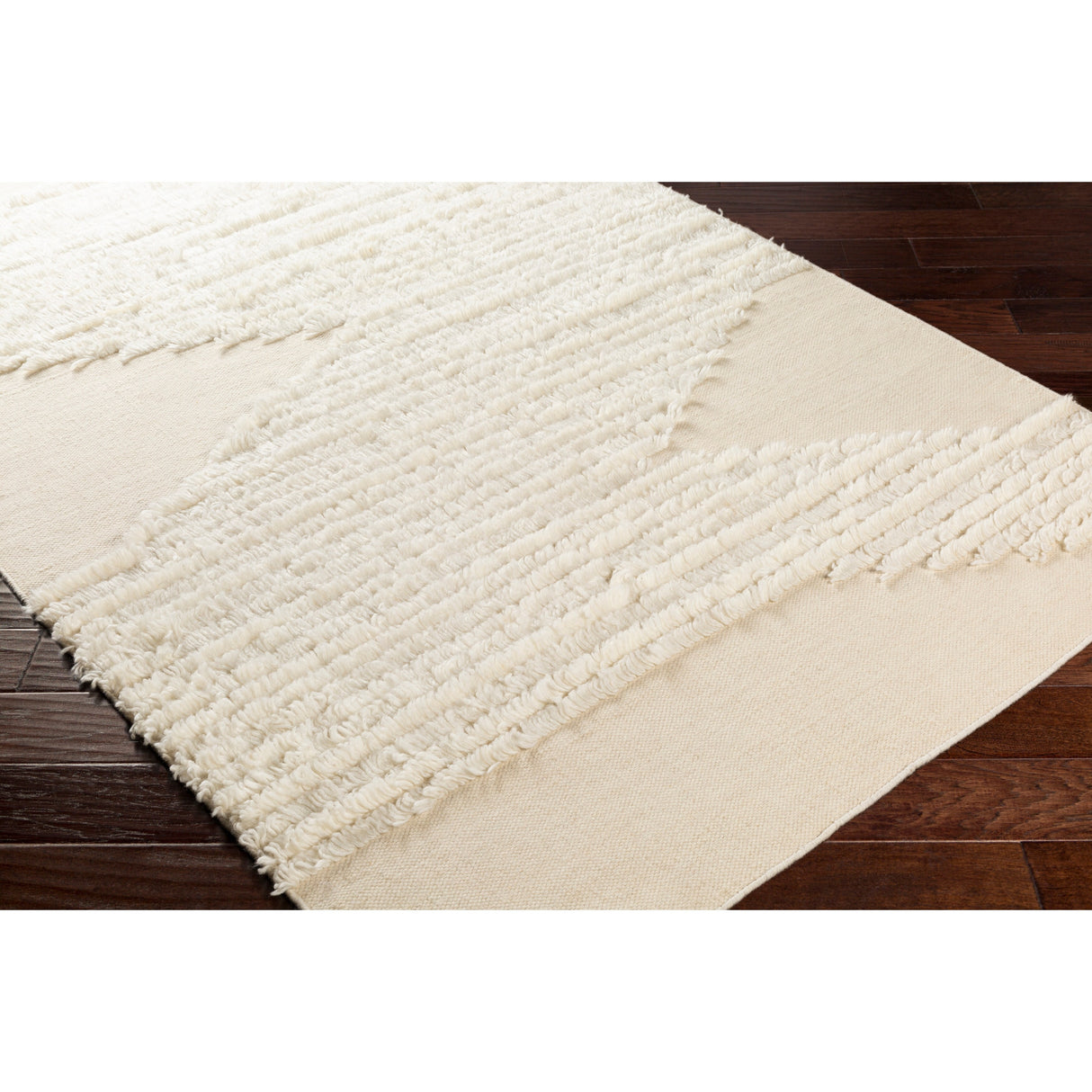 Carson Carrington Inbyn Bohemian Wool Shag Area Rug