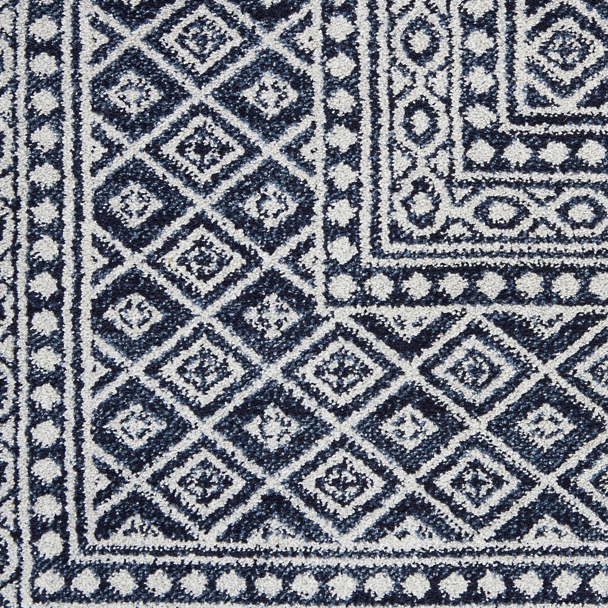 Carson Carrington Rantorp Royal Moroccan Eclectic Area Rug