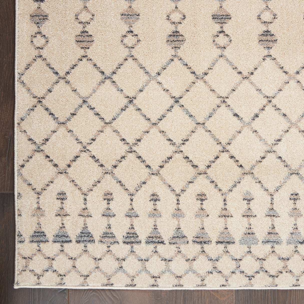Carson Carrington Rantorp Royal Moroccan Eclectic Area Rug
